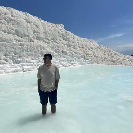 io.github.kiliczsh/mcp-mongo-server icon